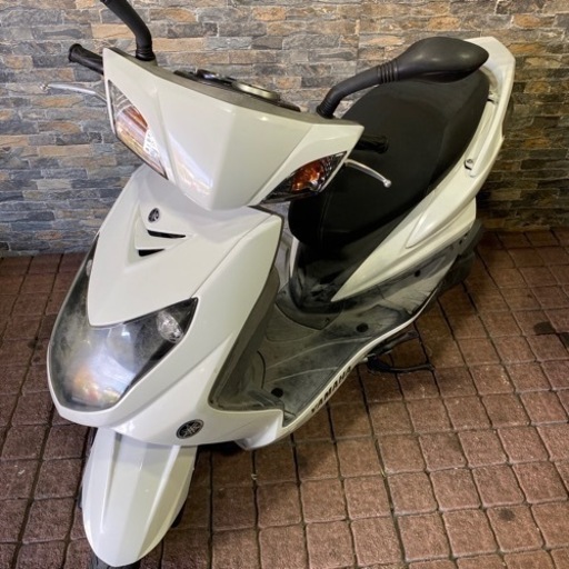 YAMAHA シグナスX125 白色　メットインスクーターバイク　実動　福岡市南区　125cc ピンクナンバー