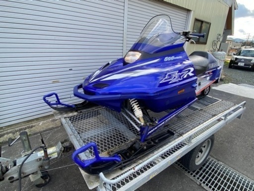 ヤマハ SXR 600 Triple セル&リバース付き