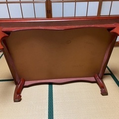 机 木製の画像