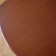 ビンテージ　カリモク　ローテーブル　三角　モダン　3つ脚の画像