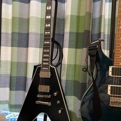 新品同様 EPIPHONE Flying V Prophecy