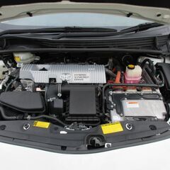 【信用回復ローン月々30000円】プリウス 　ハイブリッド★保証人なしOK★車両頭金なしOK★全国対応いたします★の画像