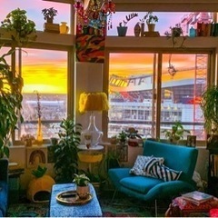異空間なのに居心地が良い】　　　　　　　　　　　　泊まれる映画館＆Cafę🎞️🍿 − 東京都