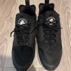 NIKE スニーカー　ナイキ　AIR HUARACHE