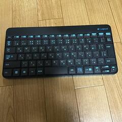 ワイヤレスキーボードの画像