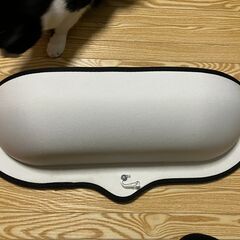 3COINS（スリコ） WINDOW PET BED(ウィンドウ...