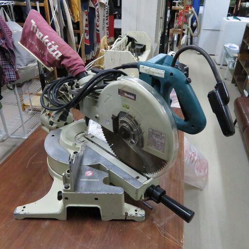 マキタ 電動工具 LS1213 305mmスライドマルノコ  蛍光灯付 動作確認済み DIY・工場・現場に │江別市のリサイクルショップドロップ