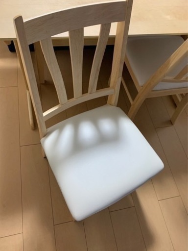 テーブル、椅子、ベンチ椅子