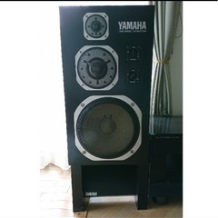 YAMAHA NS-1000M  2本　専用台付