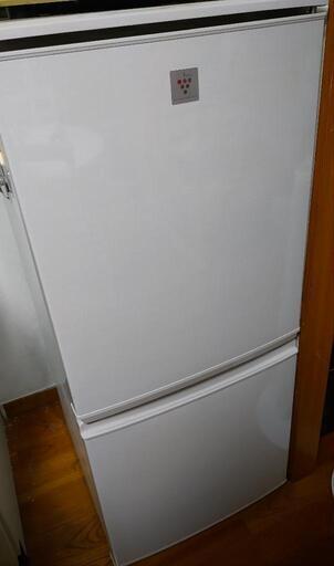 【お取引者決定】★お値下げ★SHARPプラズマクラスター7000搭載 冷凍冷蔵庫