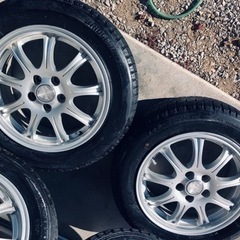 冬タイヤ 185/60R15 アルミ付スタッドレス 4本組の画像