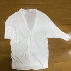 カーディガン　白