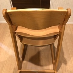 カトージ KATOJI ベビーチェアの画像