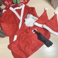 【取引成立】クリスマスツリー🎄（120cm)、サンタコス🎅セットの画像