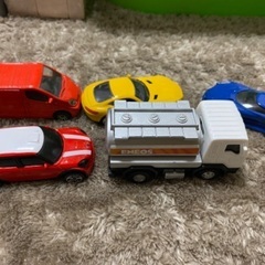 トミカトラック&トミカのミニカー　　プラスオマケ5台の画像