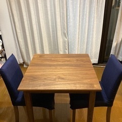 ダイニングセット3点　2人用　テーブル　椅子