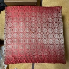 【引取り者決定】座布団　5枚セットの画像