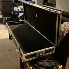 センターテーブル　キーボードケース【Road Ready】