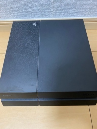 PS4 使わないので売ります！〜新品未使用コントローラー付き‼️〜※写真枚数の限度で新品コントローラーの写真ないです。