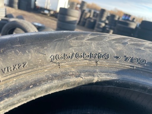 良品　165/65R14    バリ山　　2017年製