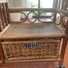 取り置き中　ラタン　籐家具　棚　引き出しの画像