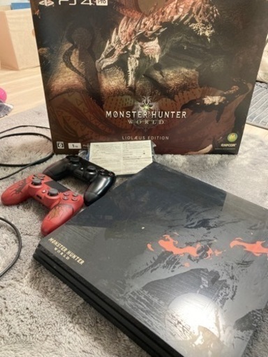 値下げ　PS4 Pro （HDD 1TB）MONSTER HUNTER デザイン