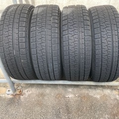 取引中です　スタッドレスタイヤ　4本セット　ホイール込み　PIRELLI ICE ASIMMETRICO PLUS 195/65 R15