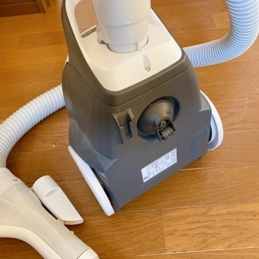 Panasonic 紙パック掃除機