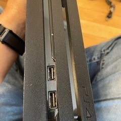 PlayStation4 Pro ジェットブラック 1TB CUH-7100Bの画像