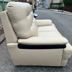 Sale!!￥8800 (税込み) レザー　ソファー　2人掛けの画像