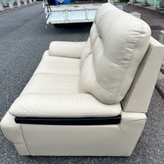 Sale!!￥8800 (税込み) レザー　ソファー　2人掛けの画像