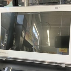 1/31値下げいたしました！⭐️人気⭐️2021年製 Panasonic 10型 防水ポータブルテレビ UN-10E11-W パナソニック