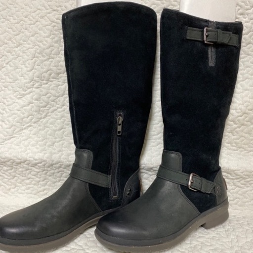 ハワイで購入したUGG ブーツ　23センチ　US6