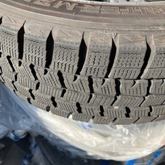 スタッドレスタイヤ4本　ホイール付　185/65R15の画像