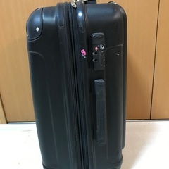 キャリーバッグ(スーツケース)黒の画像