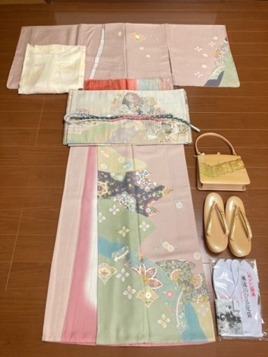 着物   未着用 美品✨️／訪問着  一式セット、ピンク色