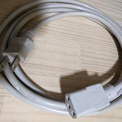 PC用3極の電源コード　中古、グレー、1.8m