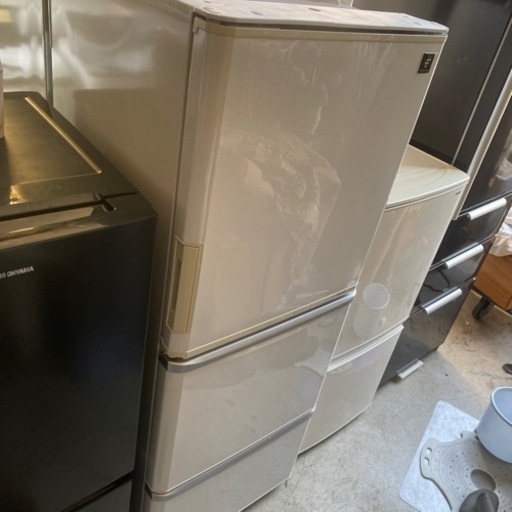 大阪限定●配送無料●2011年製●SHARP●SJ-PW31W●冷蔵庫