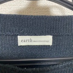 値引き！earth music&ecology セーターの画像