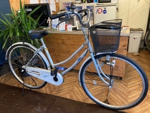 【後輪タイヤ・後輪チューブ新品！】LEDダイナモ　26インチ自転車　シルバー