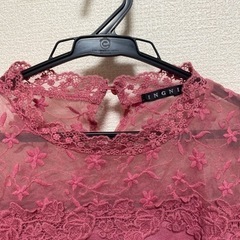 値引き！INGNI 薄手セーター　の画像