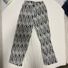 値引き！破格ズボン　2本まとめ売りの画像