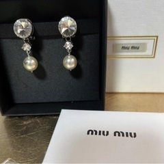 miumiu イヤリング　ウォニョン ive 