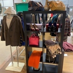 🔴神戸一安い🔴古着、バック、シューズ、衣類が全品ワンコイン！