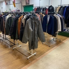 🔴神戸一安い🔴古着、バック、シューズ、衣類が全品ワンコイン！の画像