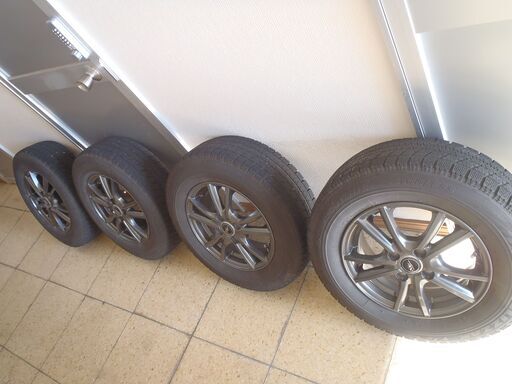 185/70 R14 スタッドレスとアルミホイール４本セット