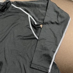 新品未使用　裏起毛　ハイネック　長袖　140 黒  男女兼用の画像