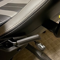 ゲーミングチェアの画像