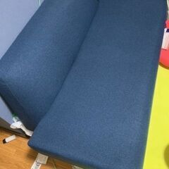 ソファ　３人掛け　使用期間はわずか