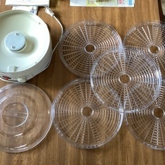 フードドライヤーの画像